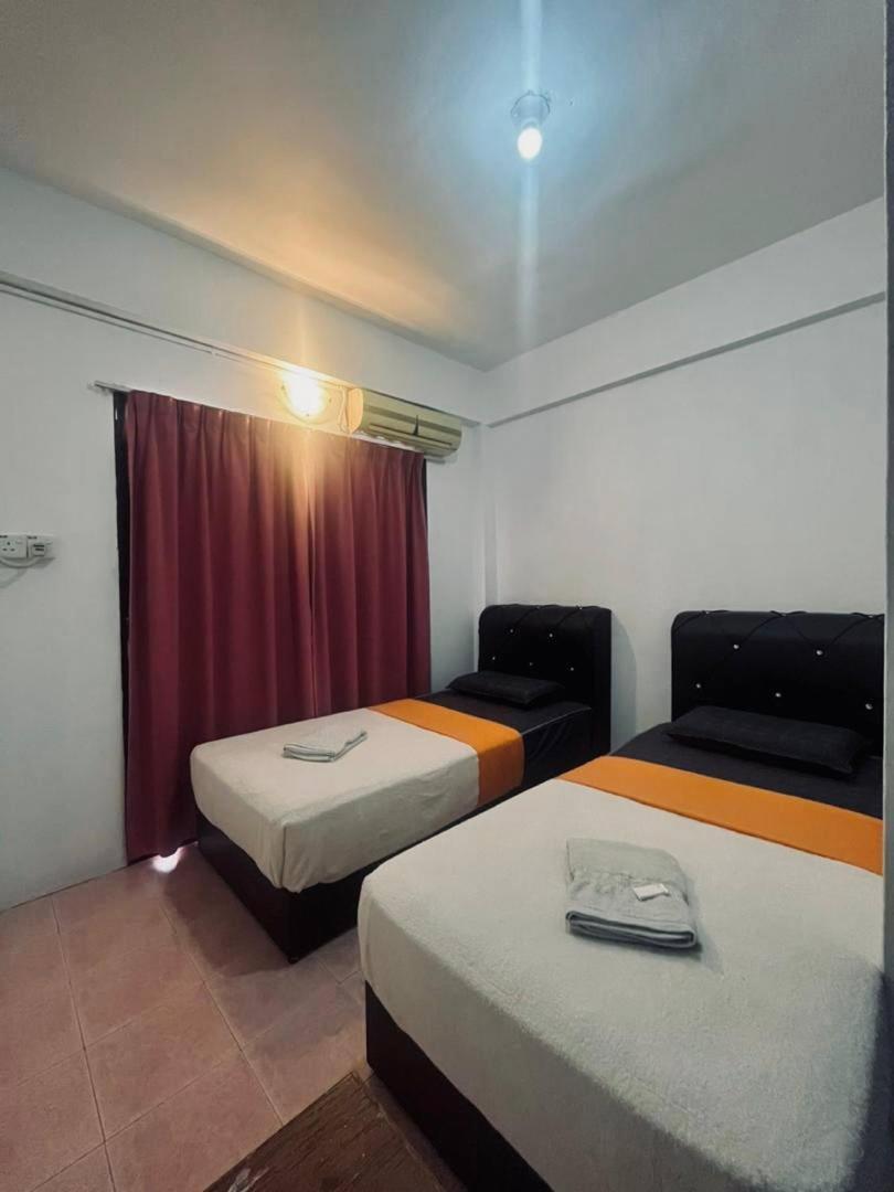 Teresek View Motel Kuala Tahan Eksteriør bilde