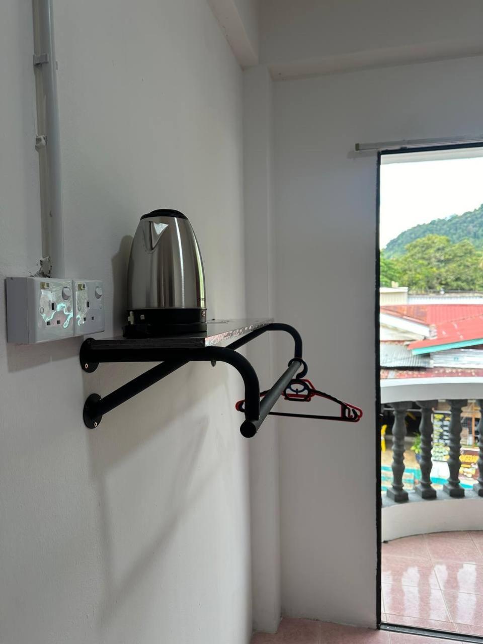 Teresek View Motel Kuala Tahan Eksteriør bilde