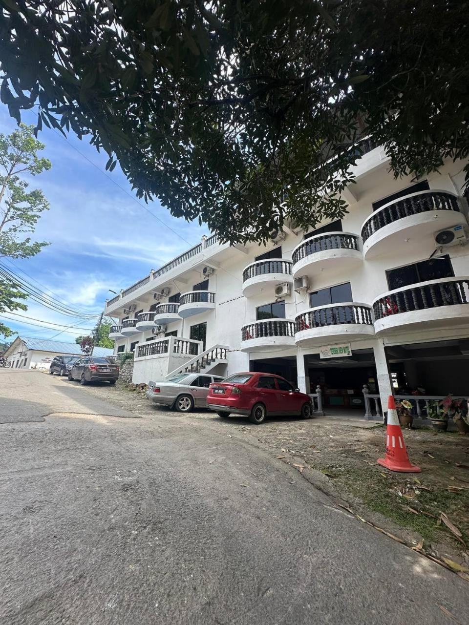 Teresek View Motel Kuala Tahan Eksteriør bilde
